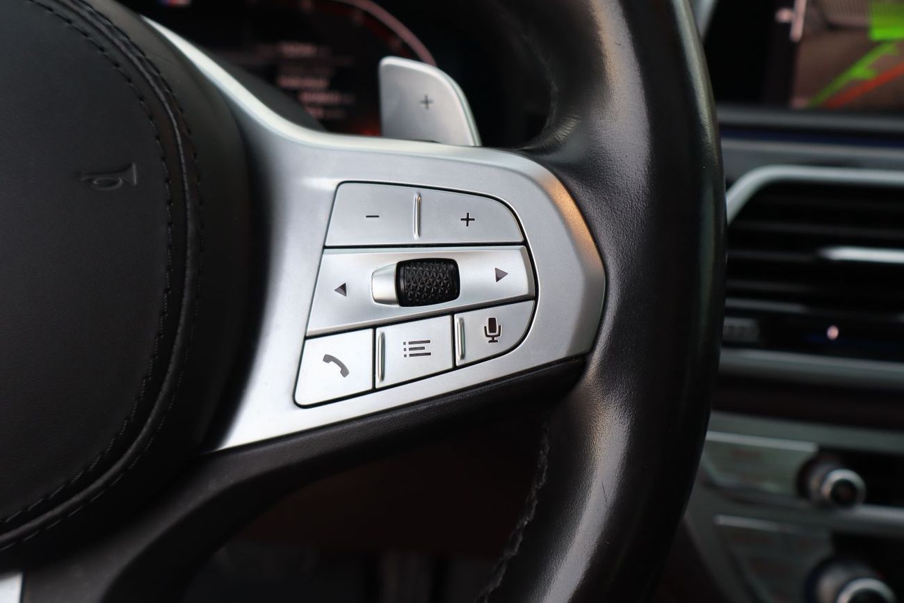 BMW 730Li M Sport 2.0L