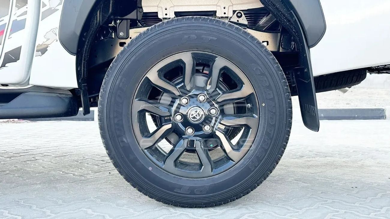 Toyota Hilux Toyota Hilux 4.0L Adventure P DC 4WD AT