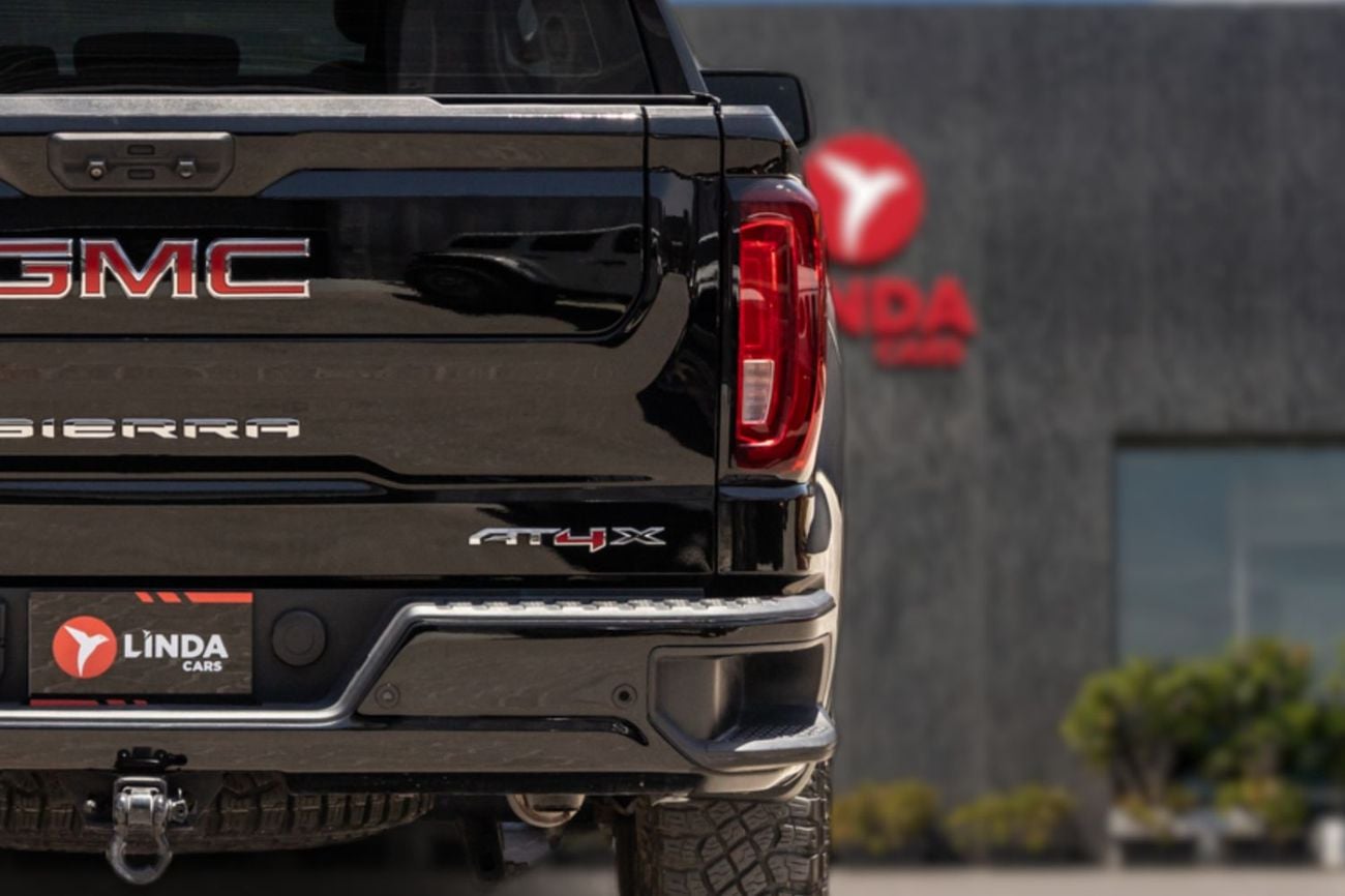 GMC Sierra GMC Sierra 1500 AT4x Double Cab (LOW MILEAGE) 2023 GCC | Agency Warranty | Service Contract