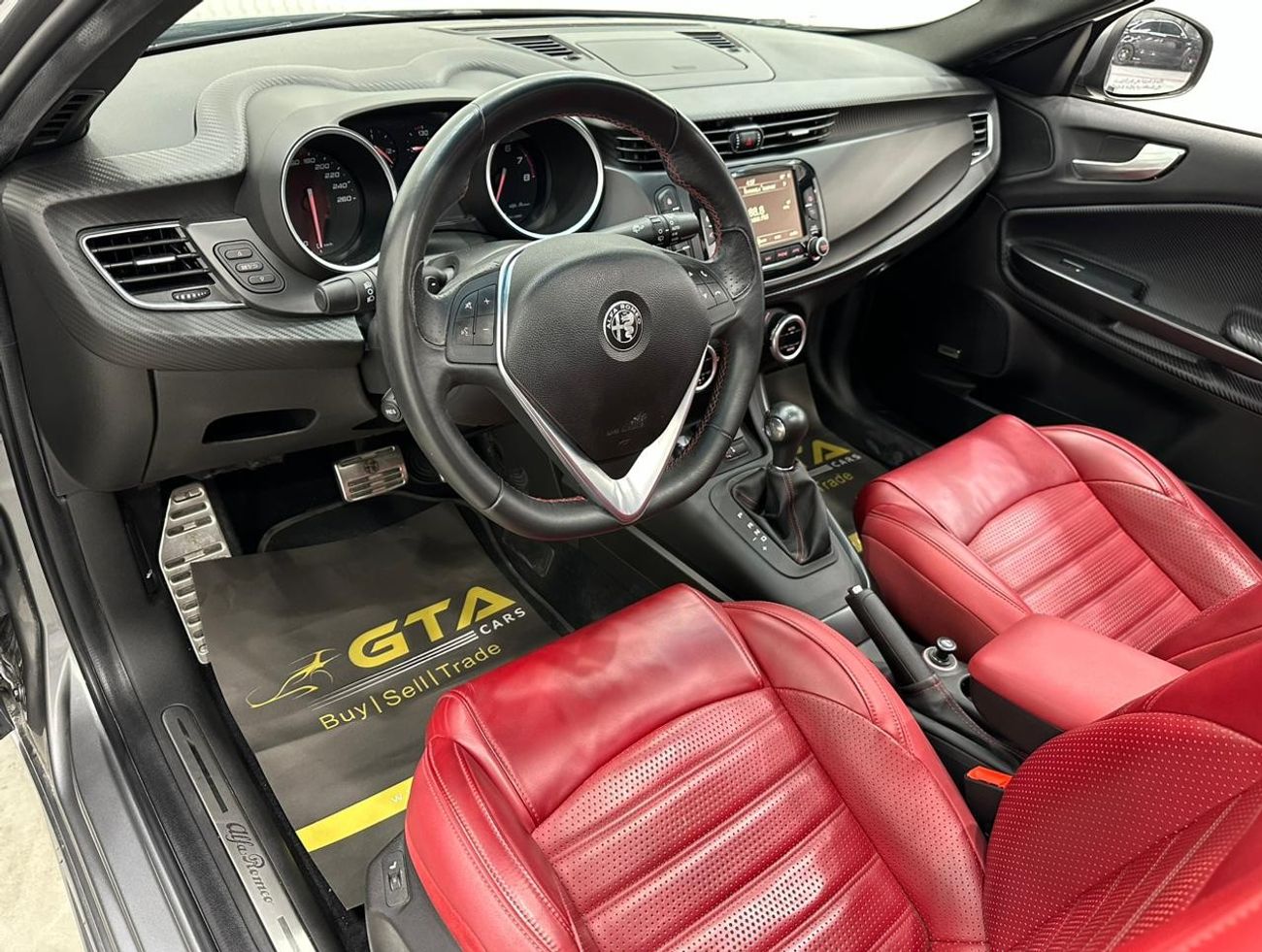 ألفا روميو ستيلفيو 2018 Alfa Romeo Giulietta Veloce Sport, Warranty, Full Service History, Excellent Condition, GCC