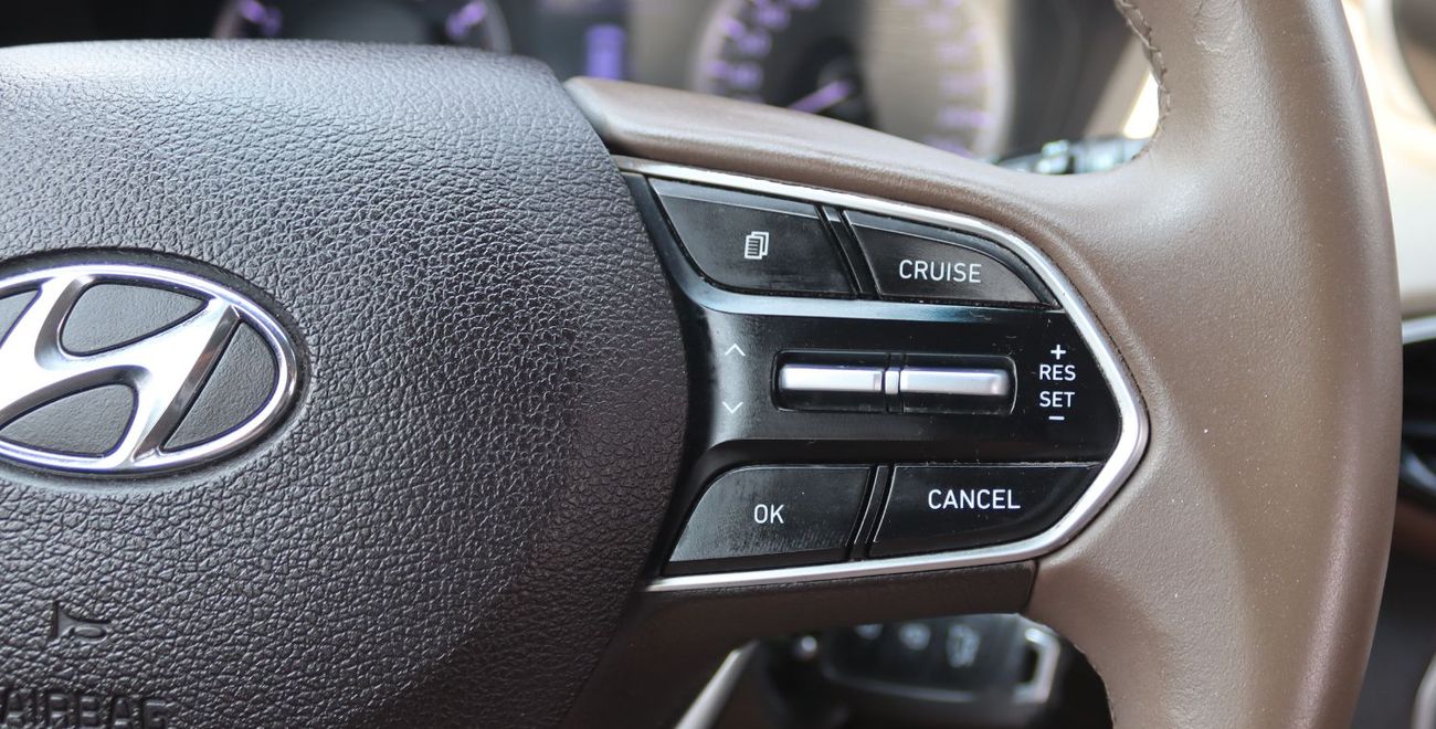 هيونداي سانتا في هيونداى سانتافى 2019 - خليجى -عدد 7 مقاعد - بدون حوادث محرك 2.4L بحاله ممتازه