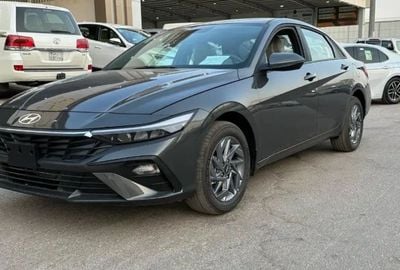 Hyundai Elantra 2.0L PETROL 2024 GCC