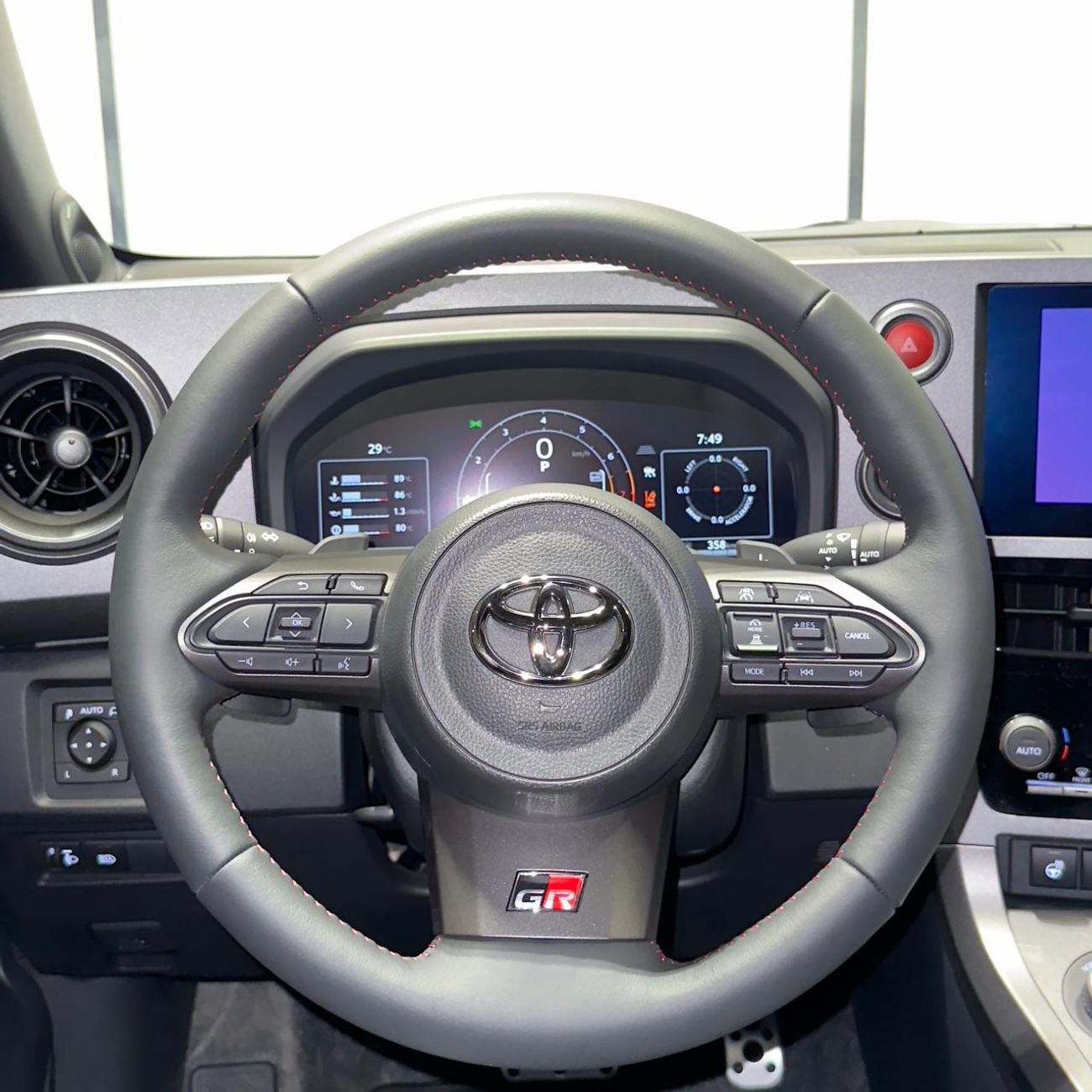 Toyota Yaris GR | GCC | warranty and service contract