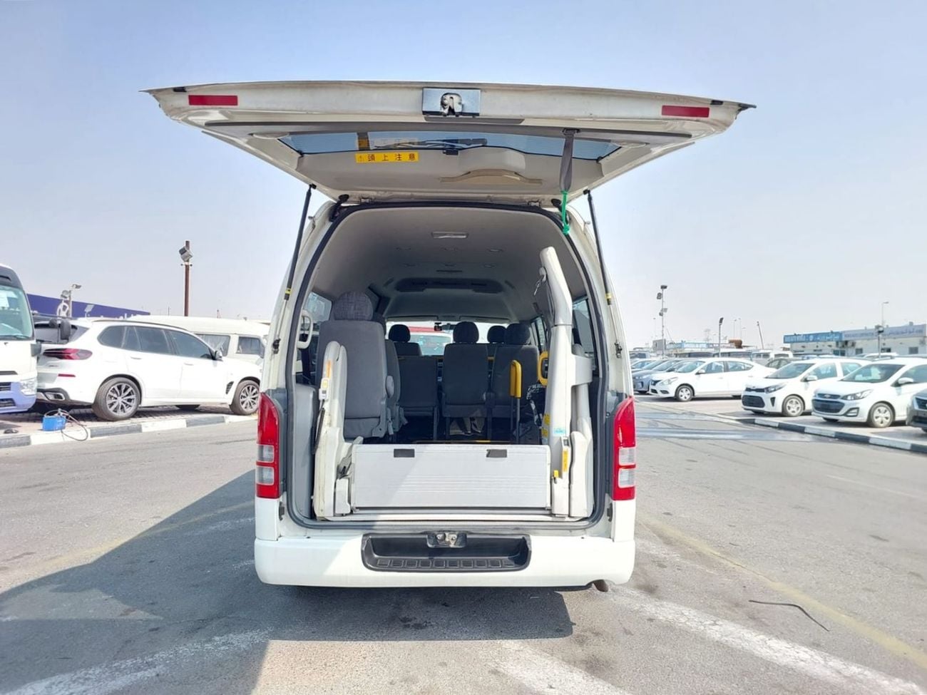 Toyota Hiace (RAMADAN OFFER) TOYOTA HIACE VAN RHD 2007 MODEL 2.7 L PETROL AUTOMATIC(PM19814)