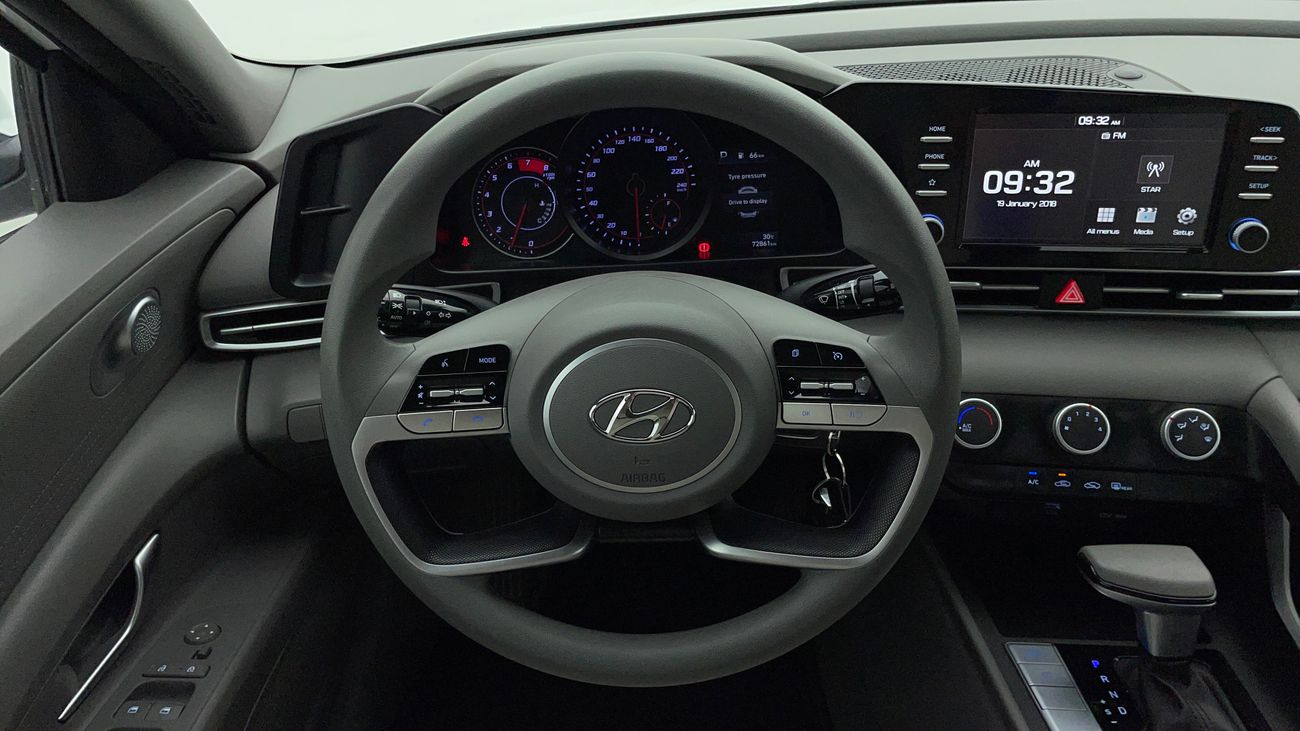 هيونداي إلانترا GL 1.6 | بدون دفعة مقدمة | اختبار قيادة مجاني للمنزل