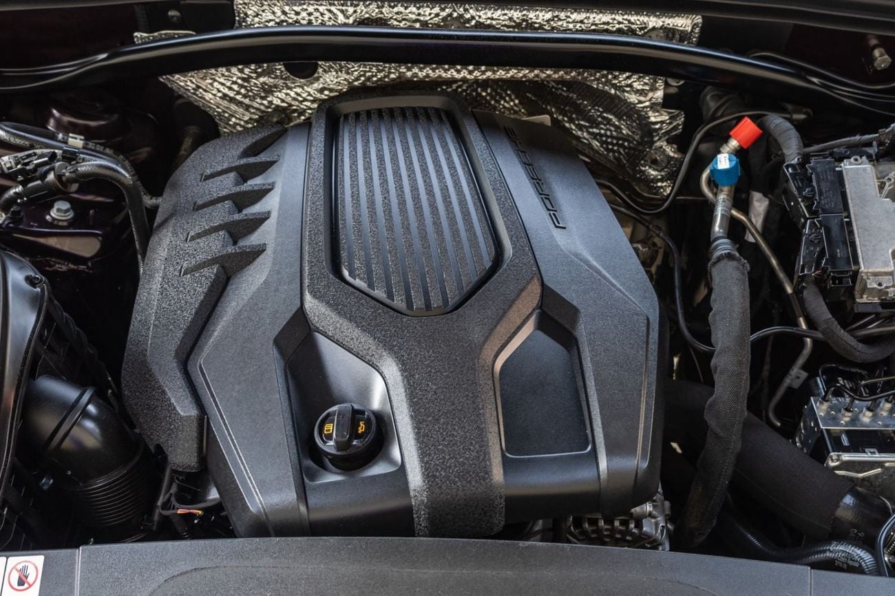 Porsche Macan STD Porsche Macan 2023 GCC | Agency Warranty