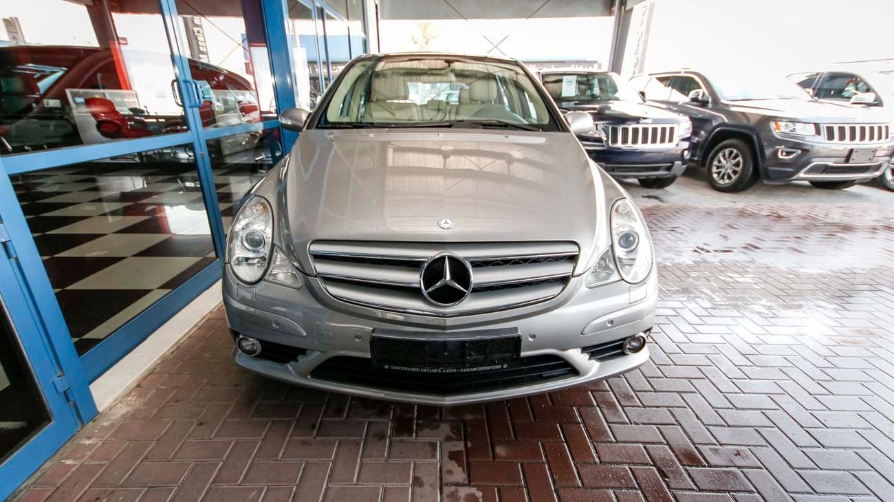 Merc R280 Used Mercedes-Benz R 280 2008 for sale in Dubai - 3878