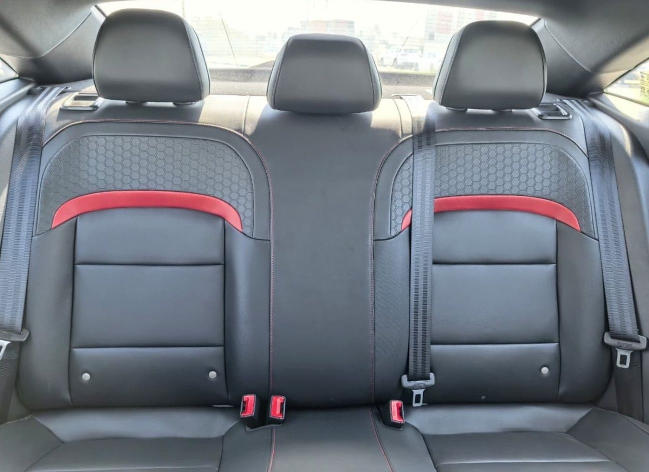 أم جي 5 2025 MG5 1.5L LUXURY AUTOMATIC TRANSMISSION FULL OPTION