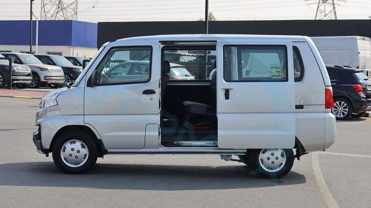 سي إم سي فيريكا Window Van 2.4L RWD 2025 GCC 0Km With 5 Years Unlimited Mileage Warranty