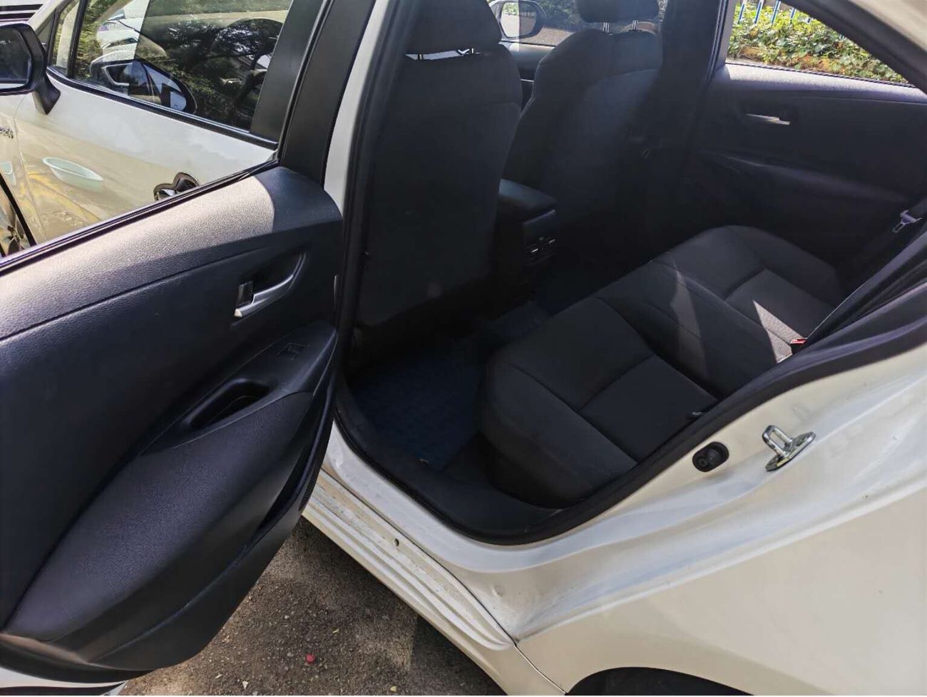 تويوتا كورولا XLI Hybrid 1.8L