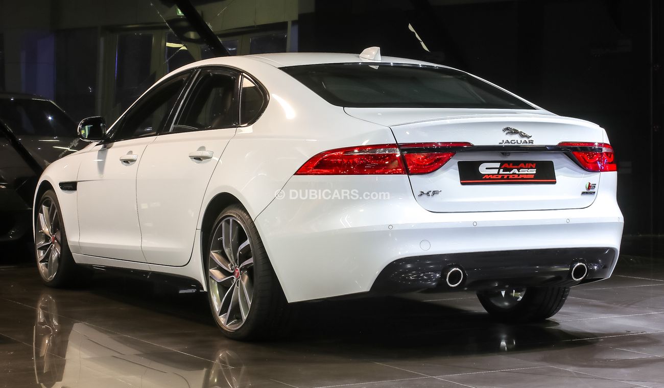 جاكوار XF S