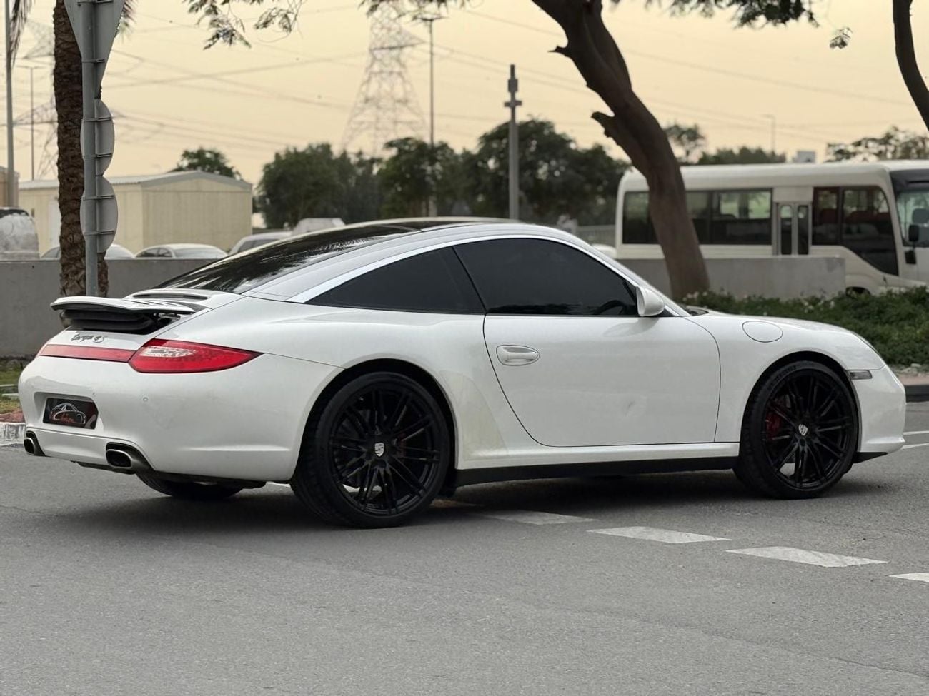 Porsche 911 PORSCHE 911 TARGA 4 2010 GCC TOP OF RANGE 2 KEY FULL SERVICE HISTORY FOR EXPORT