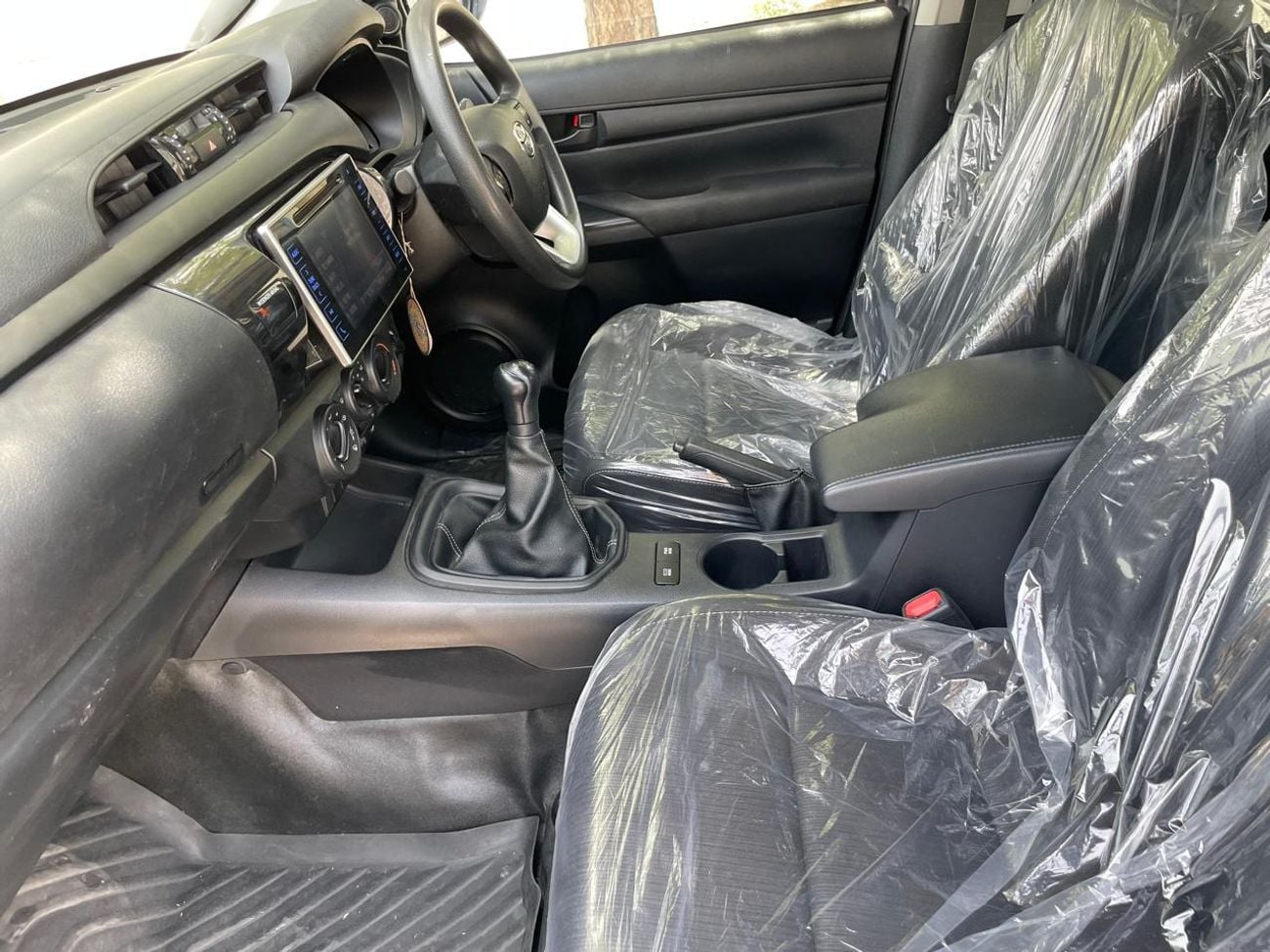 تويوتا هيلوكس Manual Hilux  Only For Export
