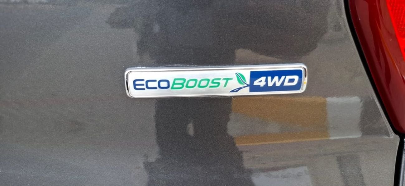 Ford Explorer LIMITED Paltinum