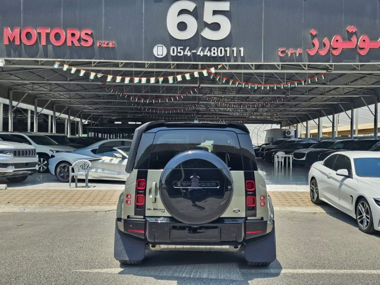 لاند روفر ديفندر P300 110 2.0L (5 Seater)