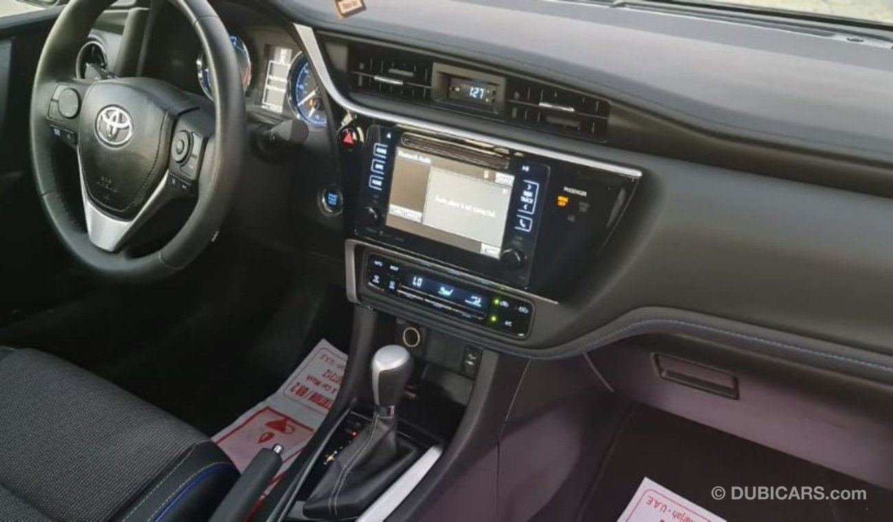 Toyota Corolla 2017 SE Full Option Push Start For urgent SALE