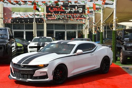 Chevrolet Camaro 1LT 3.6L (335 HP) BEAUTIFULL LOOK