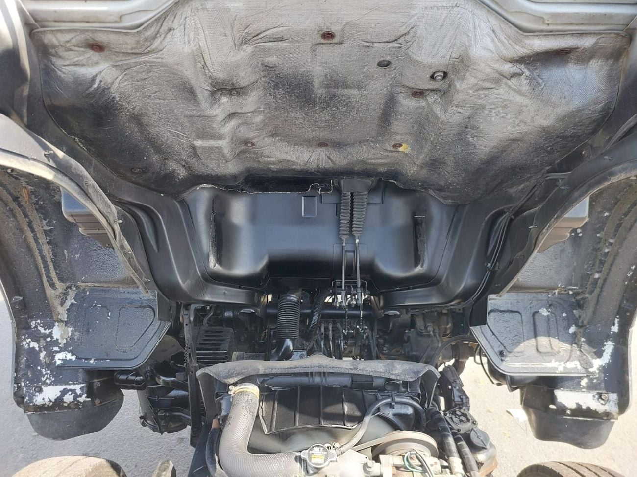 Mitsubishi Fuso Canter (RAMADAN OFFER) MITSUBISHI CANTER TRUCK RHD 1994 MODEL 4.6 L DIESEL MANUAL(PM500262)