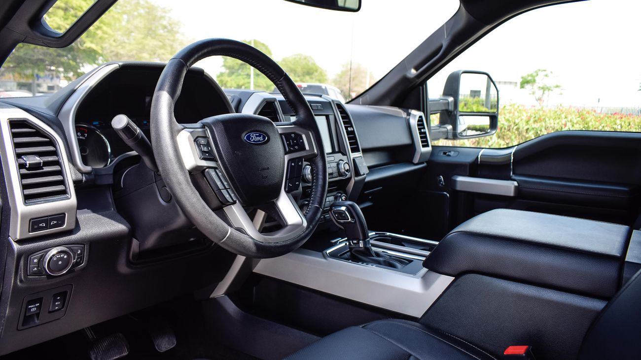 Ford F 150 LARIAT FX4