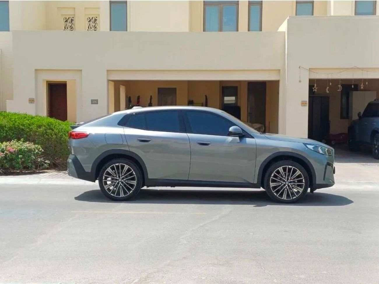 BMW X2 SDRIVE 18i BMW 5 years warranty + 5 years service package