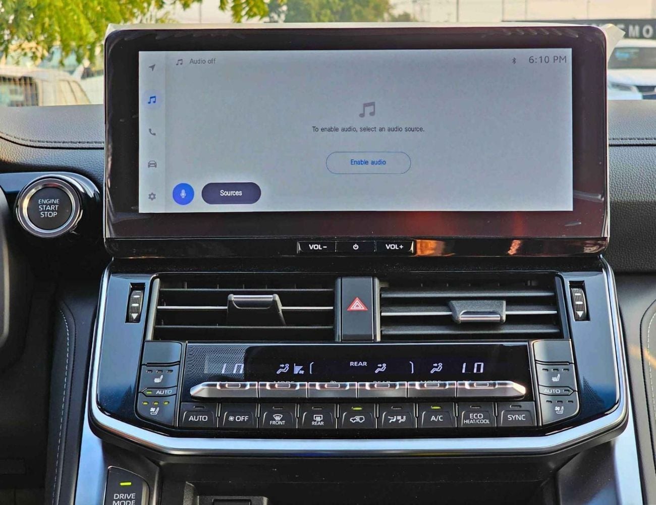 Toyota Land Cruiser VXR 3.3L DIESEL | PWR WITH MEMORY SEATS / HUD / RADAR / JBL SPEAKERS (CODE # LCDVXRHA)