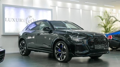 Audi RS Q8 CARBON LEATHER EDITION/ALCANTARA. IN EXCELLENT CONDITION