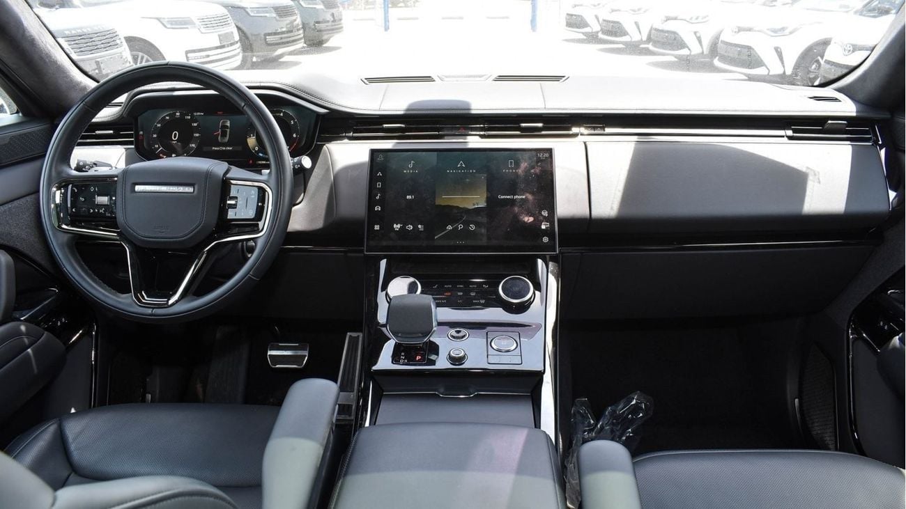 لاند روفر رينج روفر سبورت P530 4.4P V8  AWD Aut.(For Local Sales plus 10% for Customs & VAT)