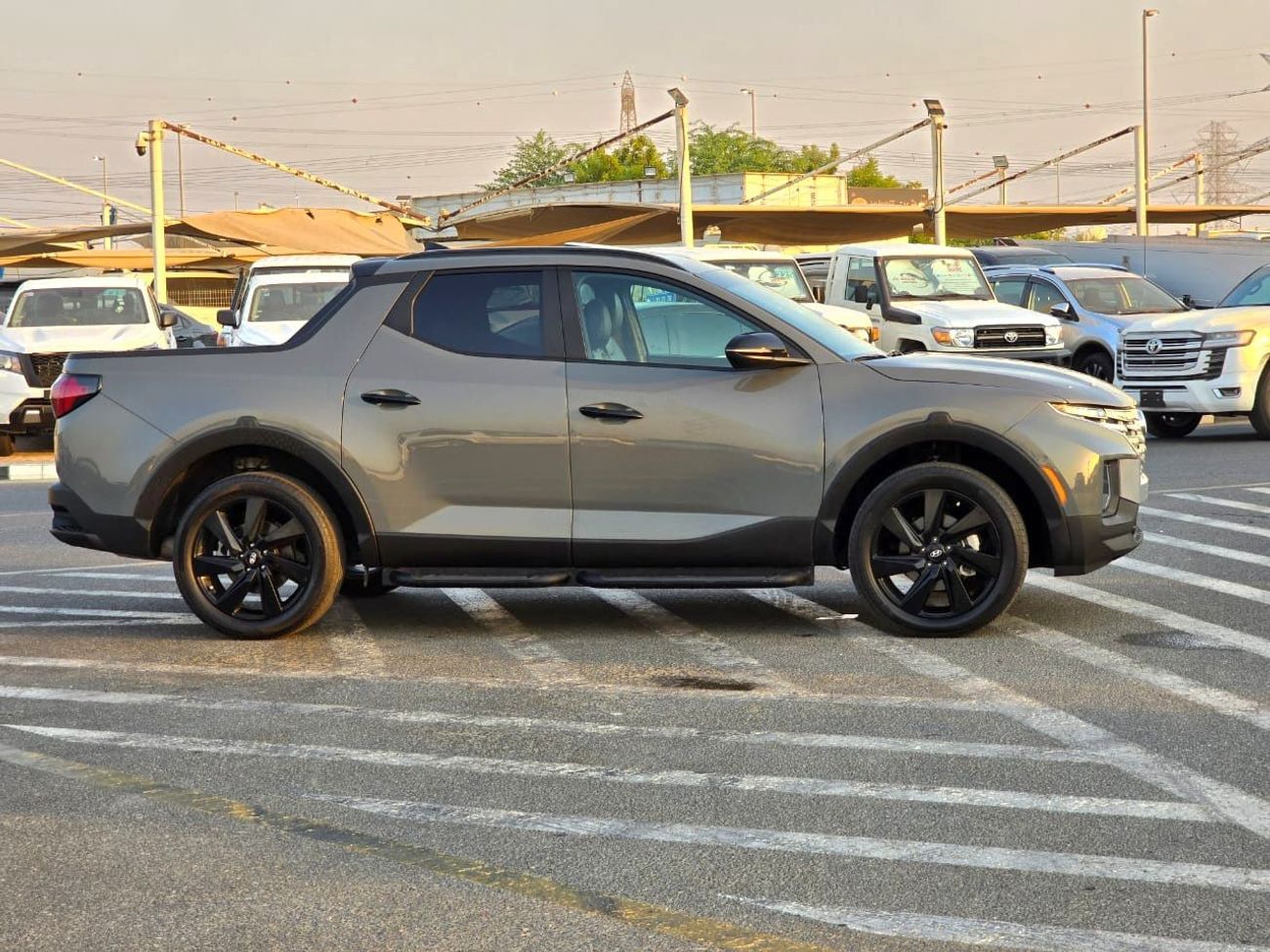 Hyundai Santa Cruz Full option Perfect inside and out