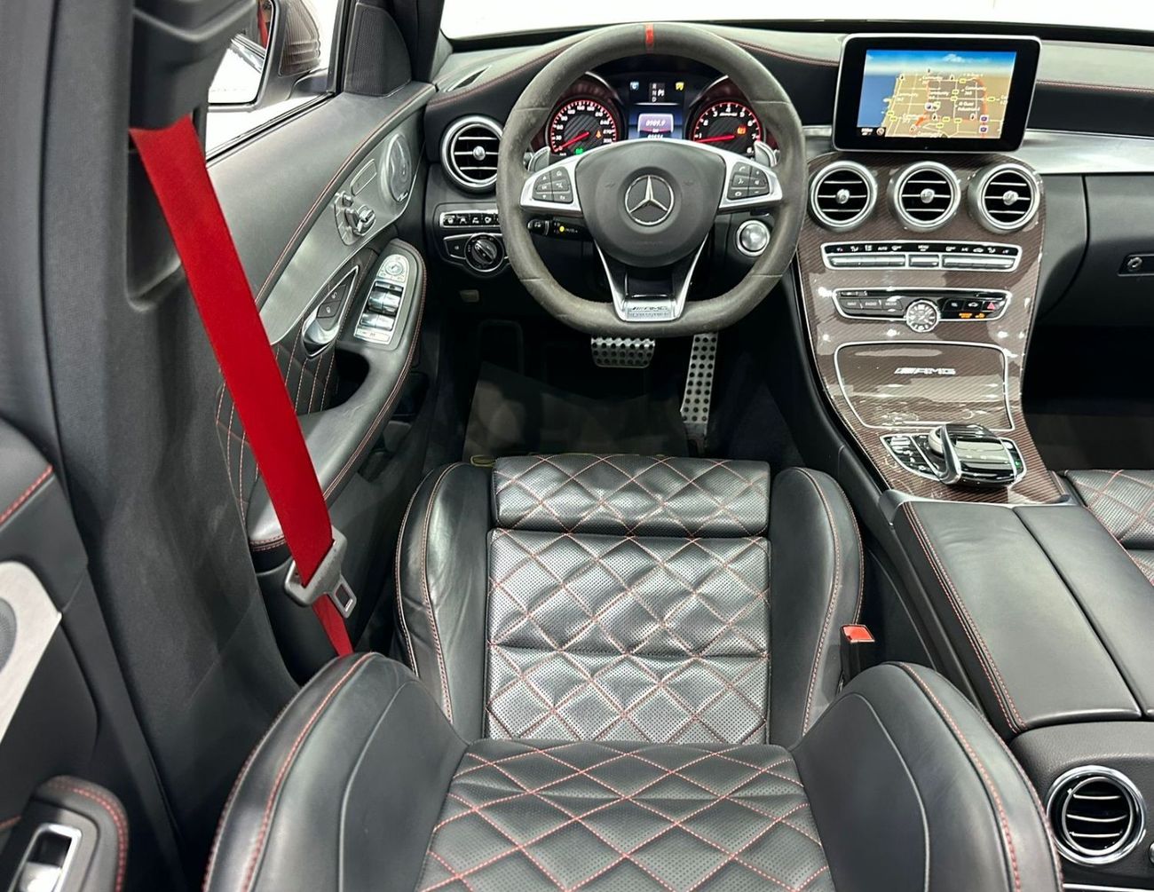 مرسيدس بنز C 63 AMG Std 2016 Mercedes Benz C63s AMG 1st Edition, Full Mercedes Service History, Full Options, GCC