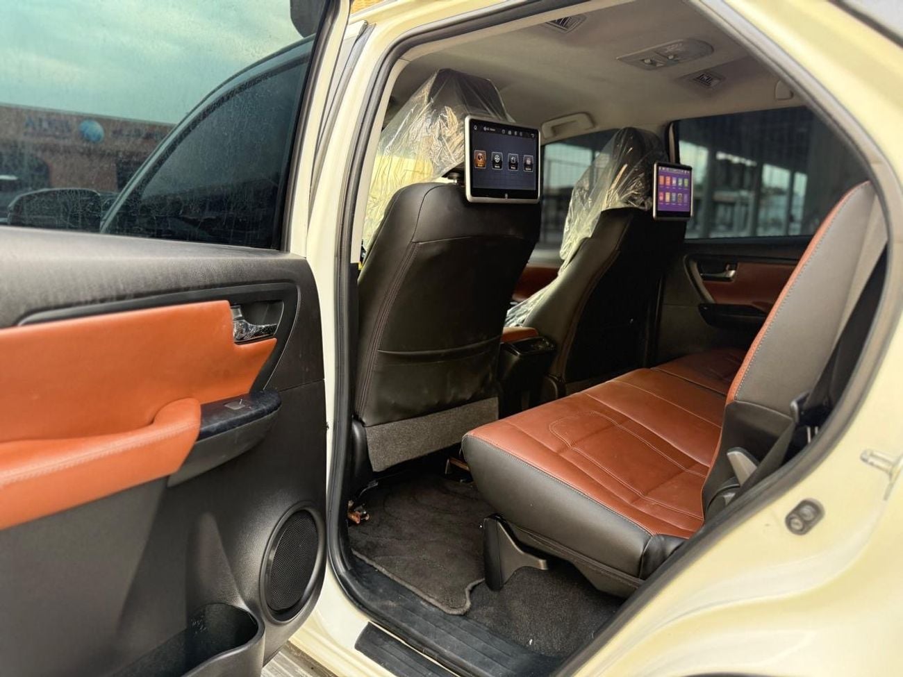 Toyota Fortuner EXR 2.7L (160 HP)