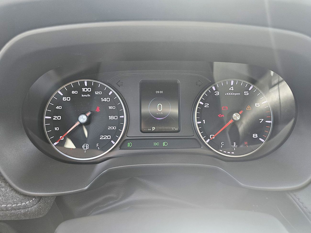 MG ZS MG zs New Shape STD1.5l A/T  Silver Color 2026 Model