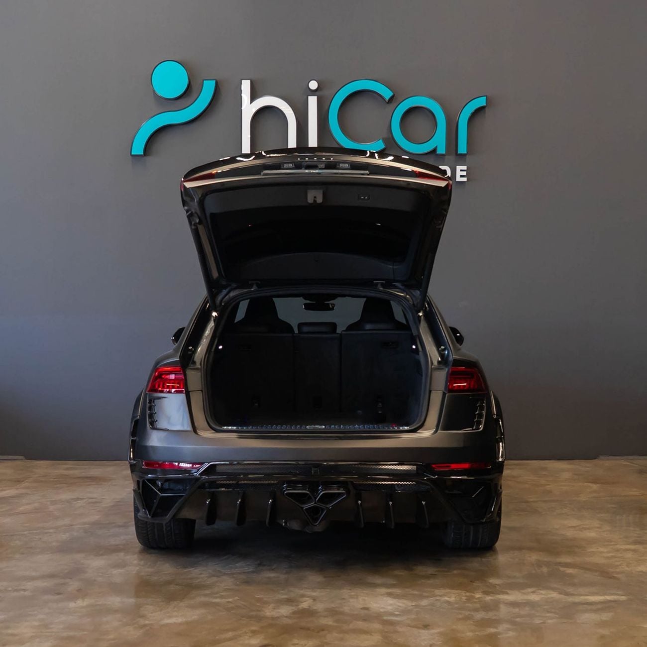 أودي RSQ8 TFSI quattro 4.0L AED 5,749 P.M • 0% Downpayment • Audi RS Q8 Mansory Kit • 1 Year Warranty