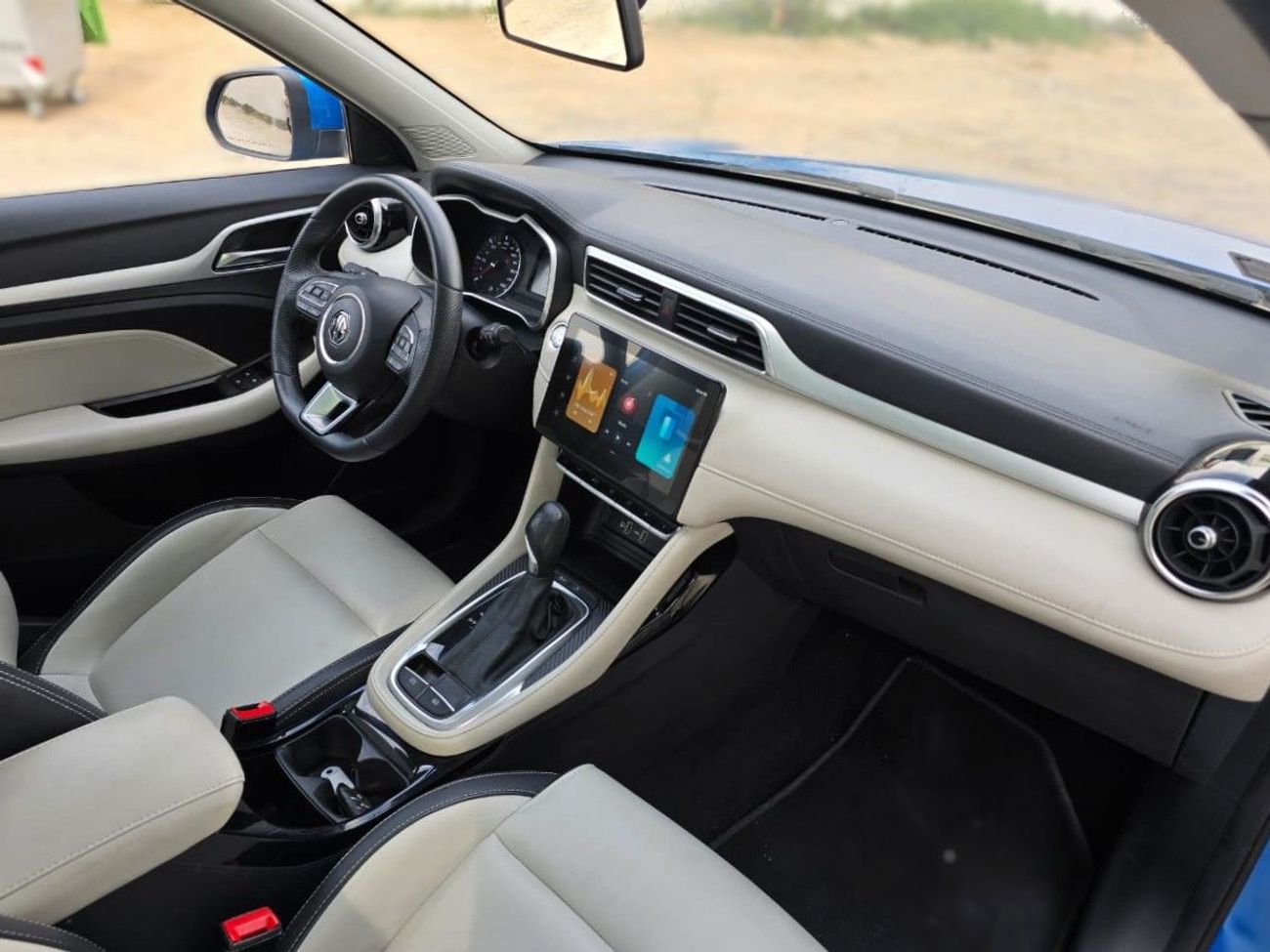 MG ZS USED MG ZS LUXURY 1.5L A/T SUV FWD GCC BLUE COLOR 2024