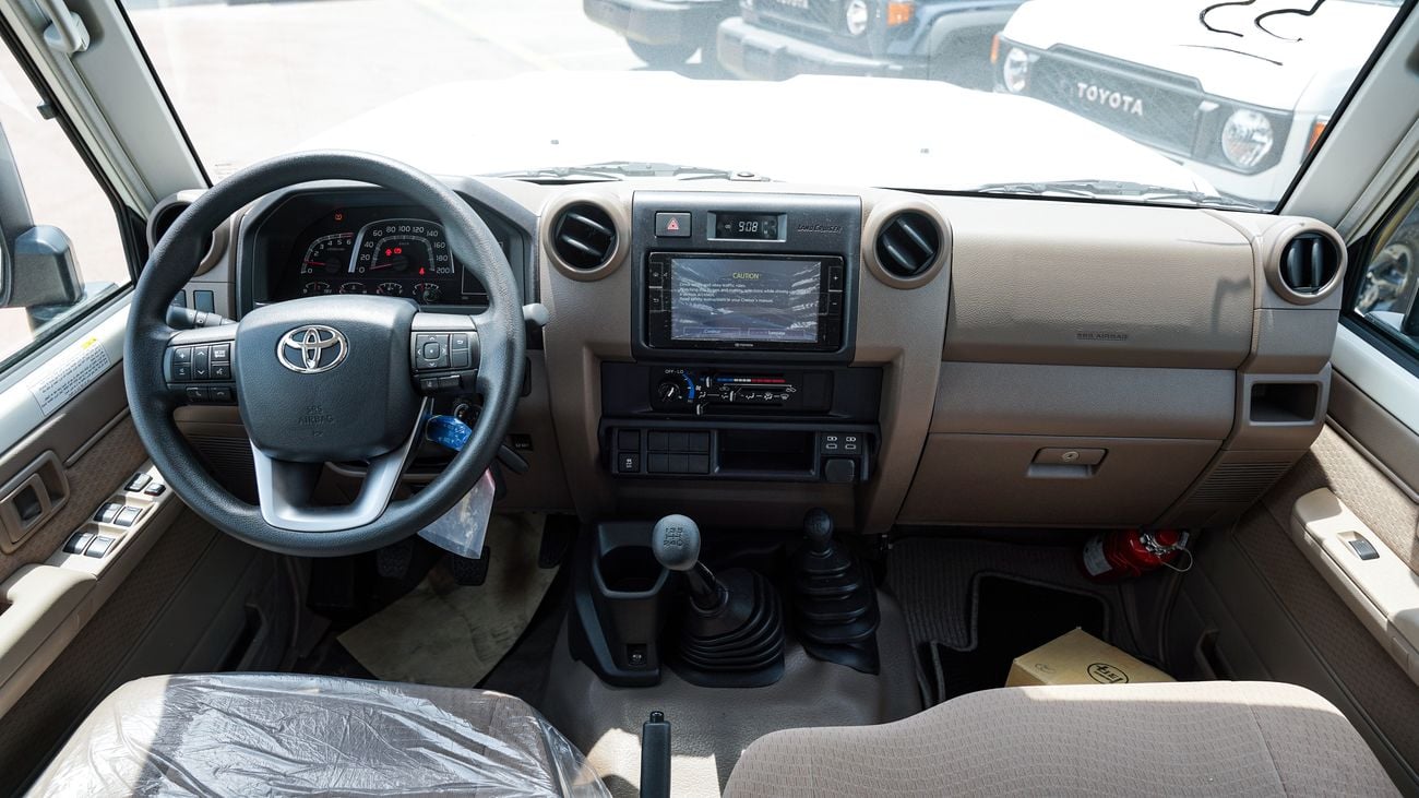 Toyota Land Cruiser Pickup 70