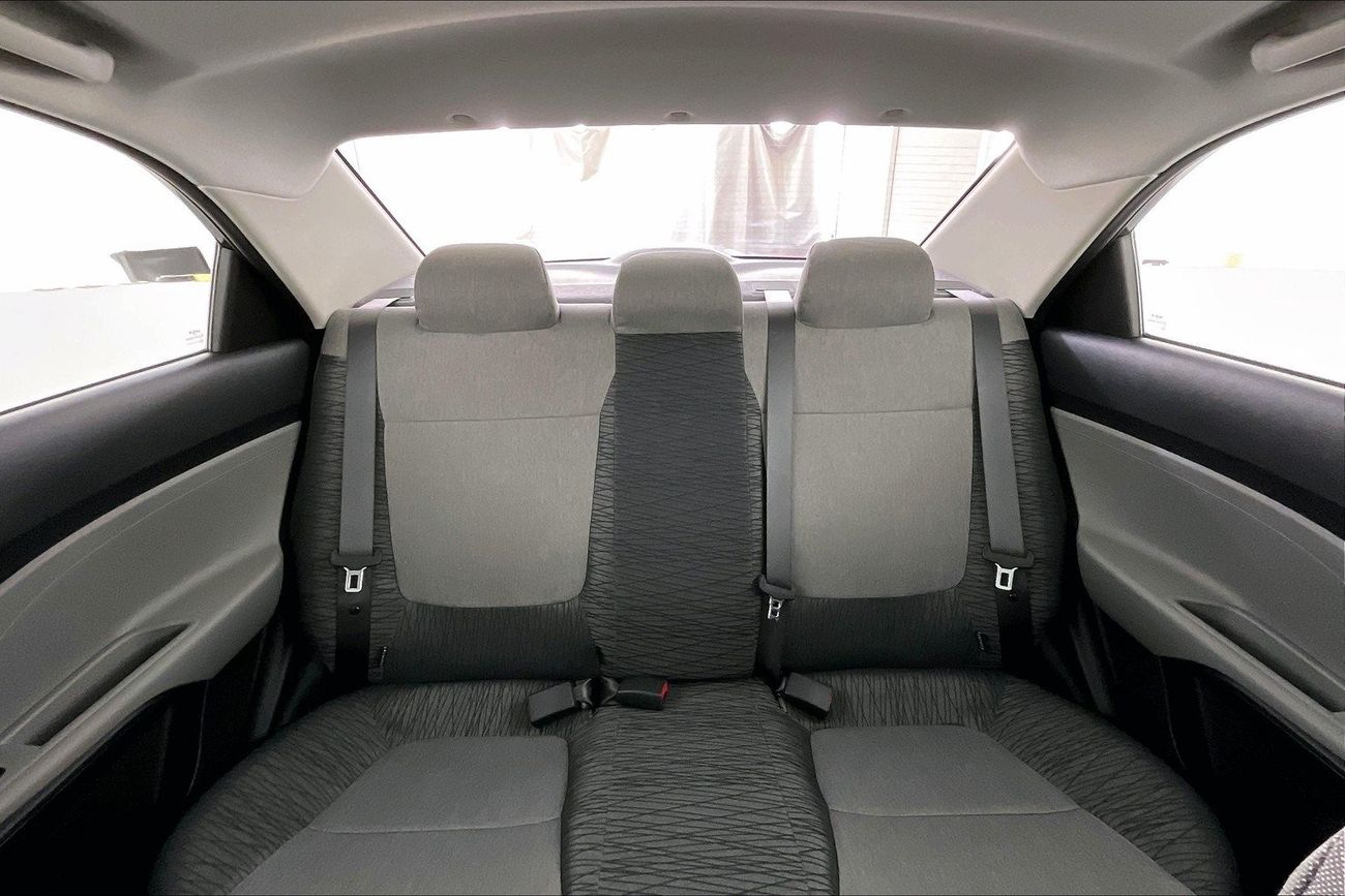 ميتسوبيشي اتراج GLX Mid | ضمان مجاني لمدة عام | 0 دفعة أولى