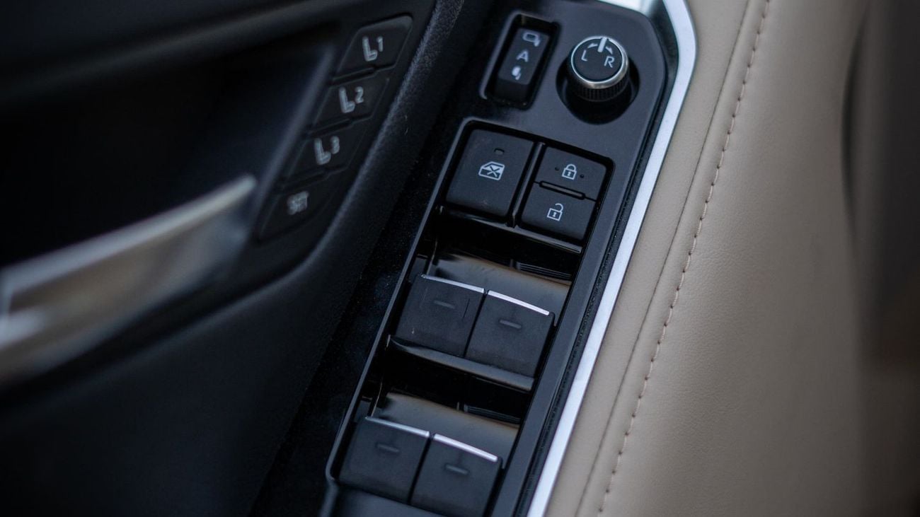 Toyota Land Cruiser VXR 3.5L 300 VXR V6 3.5L PETROL 2025YM [FOR EXPORT TO AFRICA ONLY]