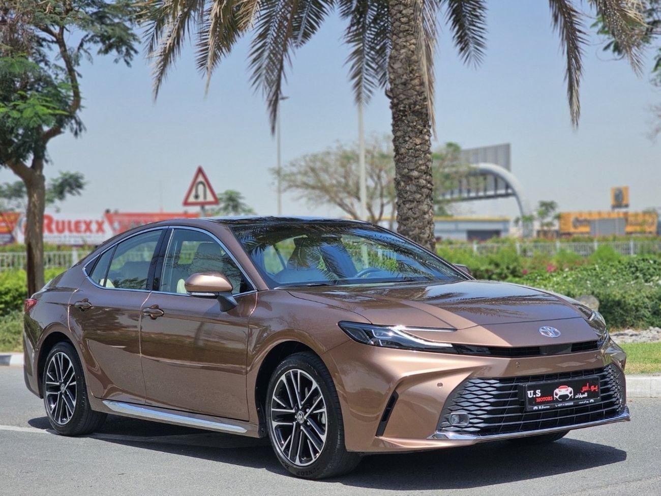 Toyota Camry GLE 2.5L