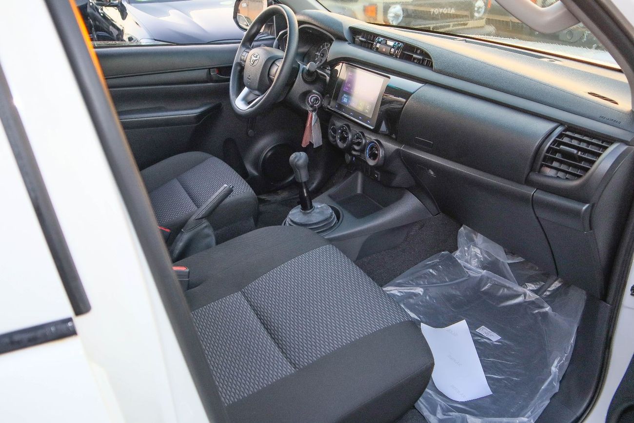 Toyota Hilux TOYOTA HILUX 2.4L 2024 MODEL M/T DIESEL