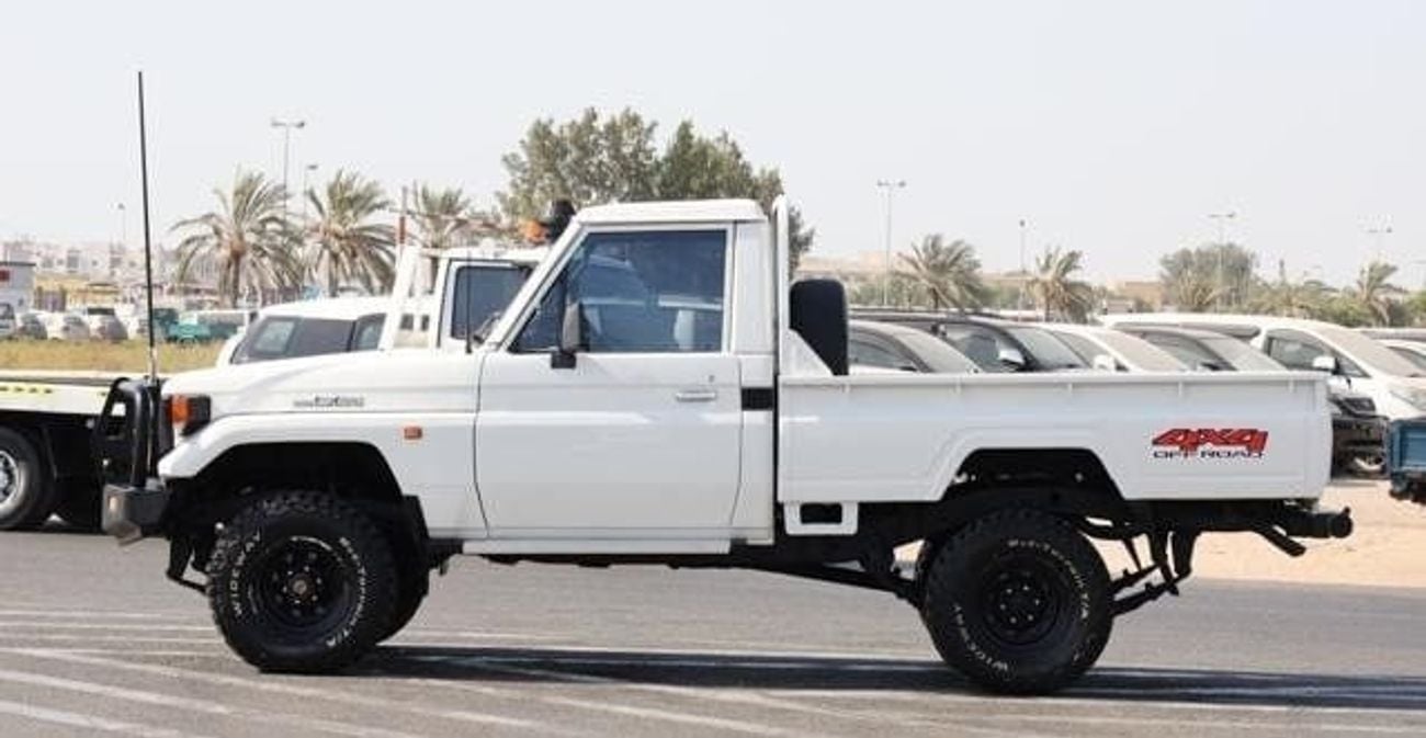 Toyota Land Cruiser TOYOTA LAND CRUISER SINGLE CABIN VINTAGE 1995