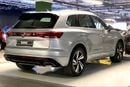 Volkswagen Touareg R-LINE | Guaranteed Warranty | 0 Down Payment