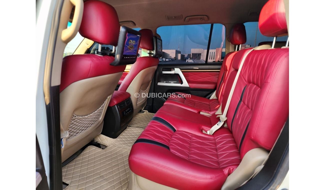 تويوتا لاند كروزر