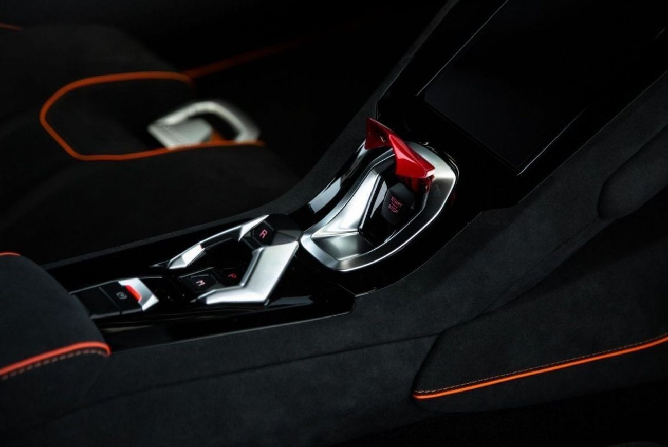 لامبورغيني هوراكان STERRATO