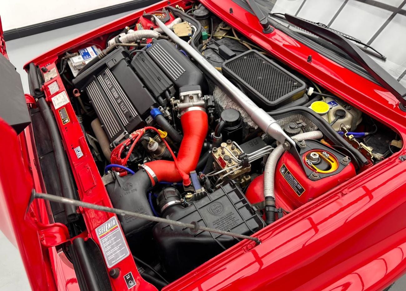 Lancia Delta 1992 Lancia Delta HF Integrale Evo I - The Ultimate Rally Icon