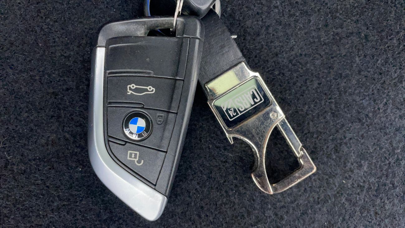 بي أم دبليو X1 2 2000