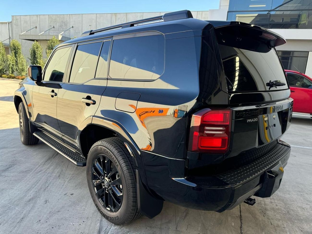 Toyota Prado BRAND NEW KAKADU BLACK EDITION | 2025 | 2800CC DIESEL ENGINE | 4WD | RHD | AUTOMATIC TRANSMISSION |