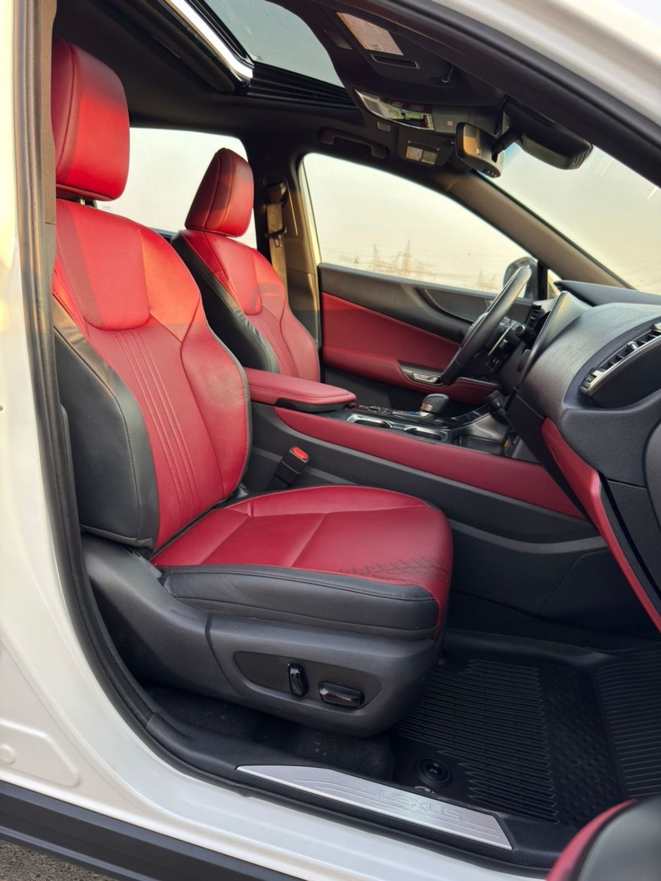 Lexus NX350 Premier 2.4L ( CYL)