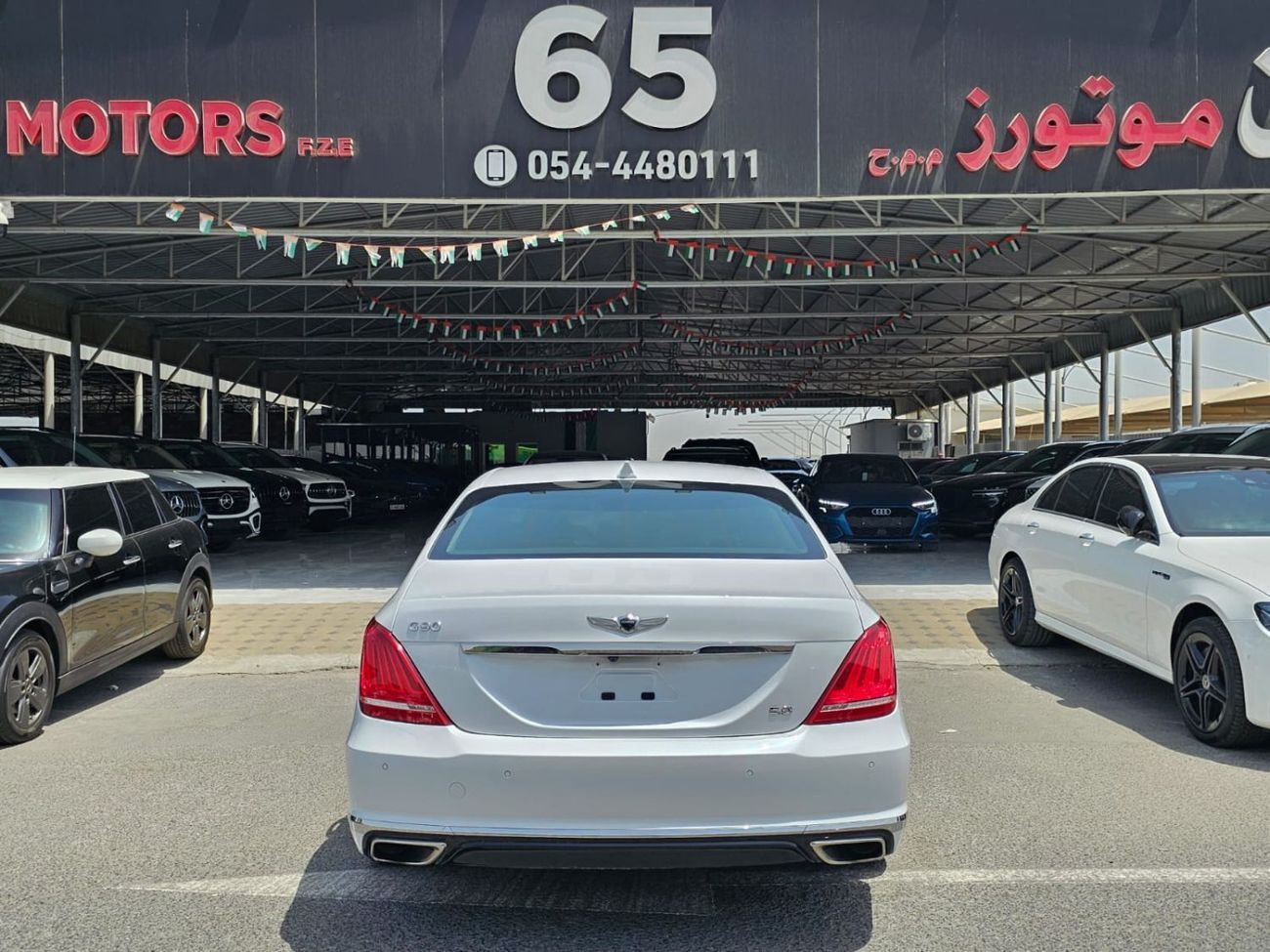 جينيسس G90 Royal 5.0L (410 HP)