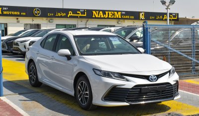 Toyota Camry LE 2.5L HYBRID