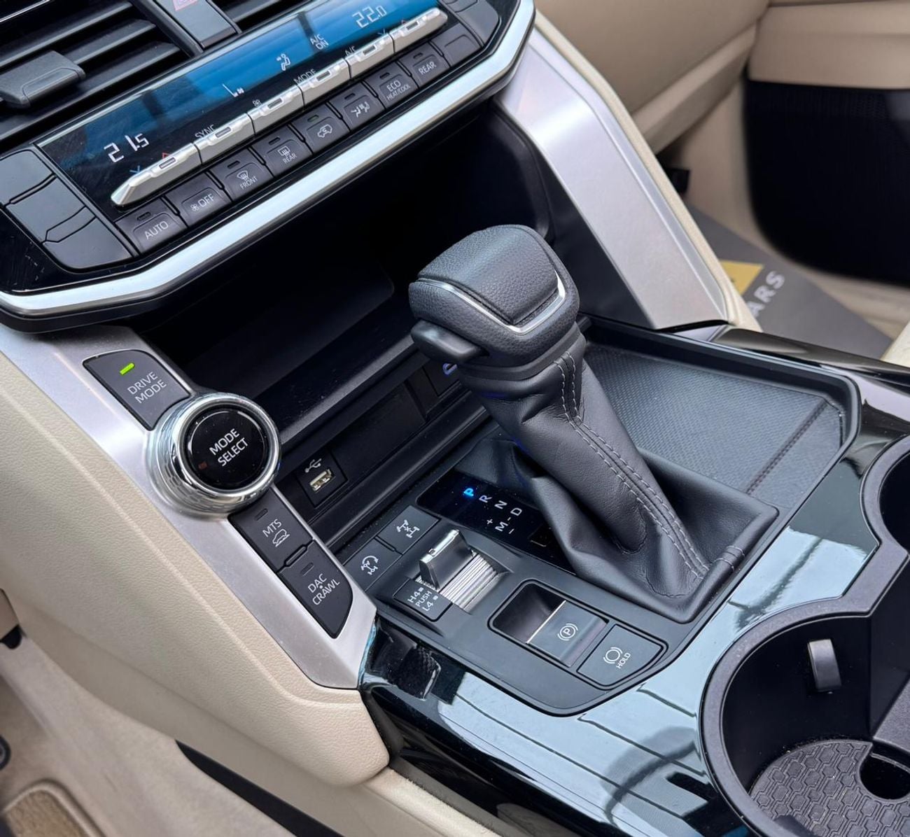 تويوتا لاند كروزر EXR 3.5L 2022 Toyota Land Cruiser EXR, Toyota Service History, 1 Year Warranty, 7 Seater, GCC