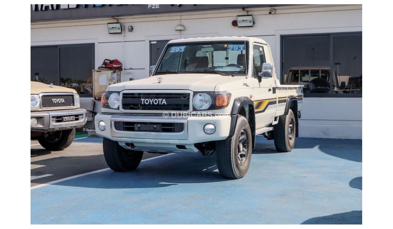 Toyota Land Cruiser Pick Up 2022 MODEL TOYOTA LAND CRUISER 79 SINGLE CAB PICKUP LX V6 70th series 4.0L PATROL 4WD MANUAL